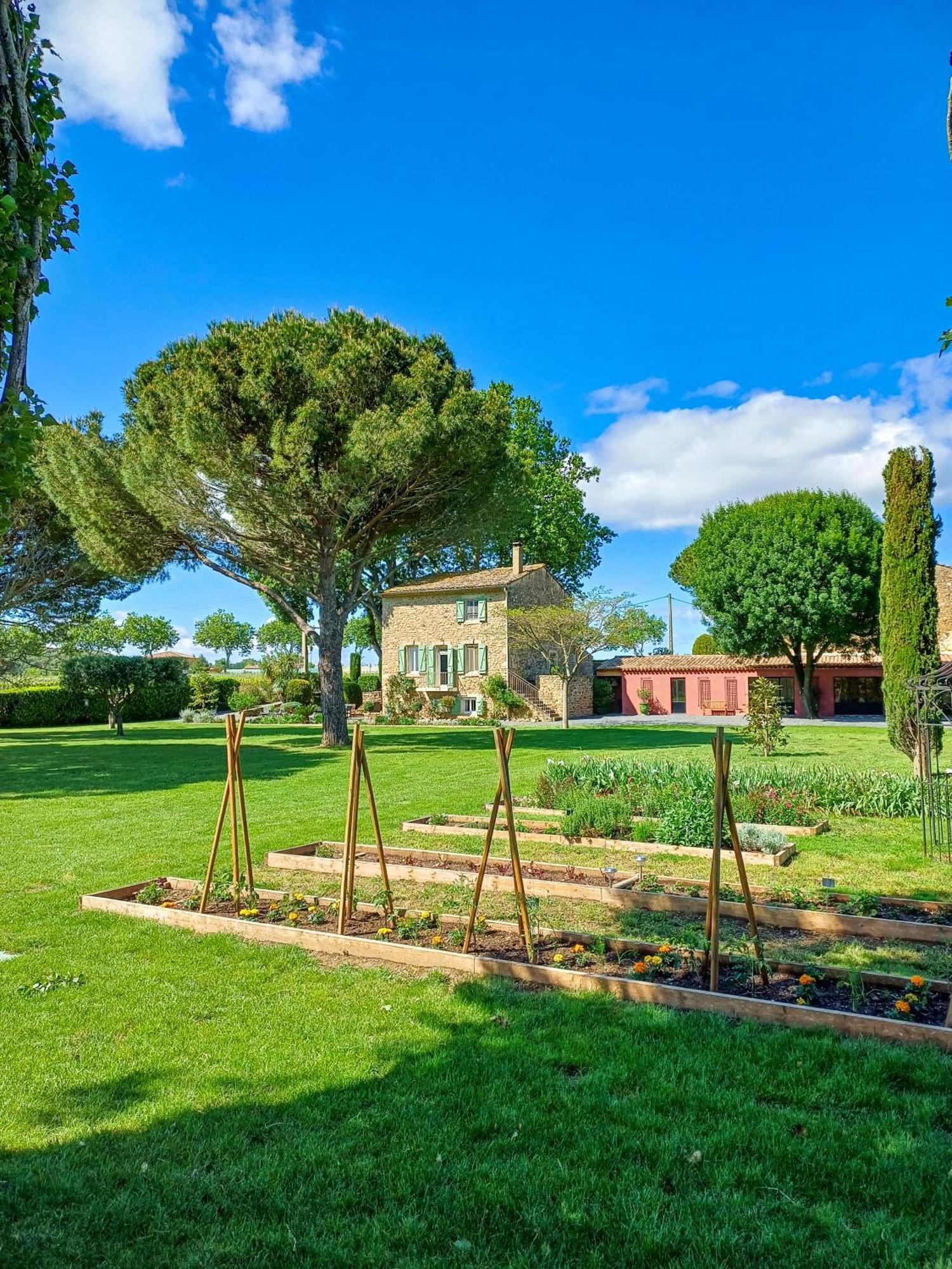 Апартаменты Domaine La Mouline Пезенас Экстерьер фото